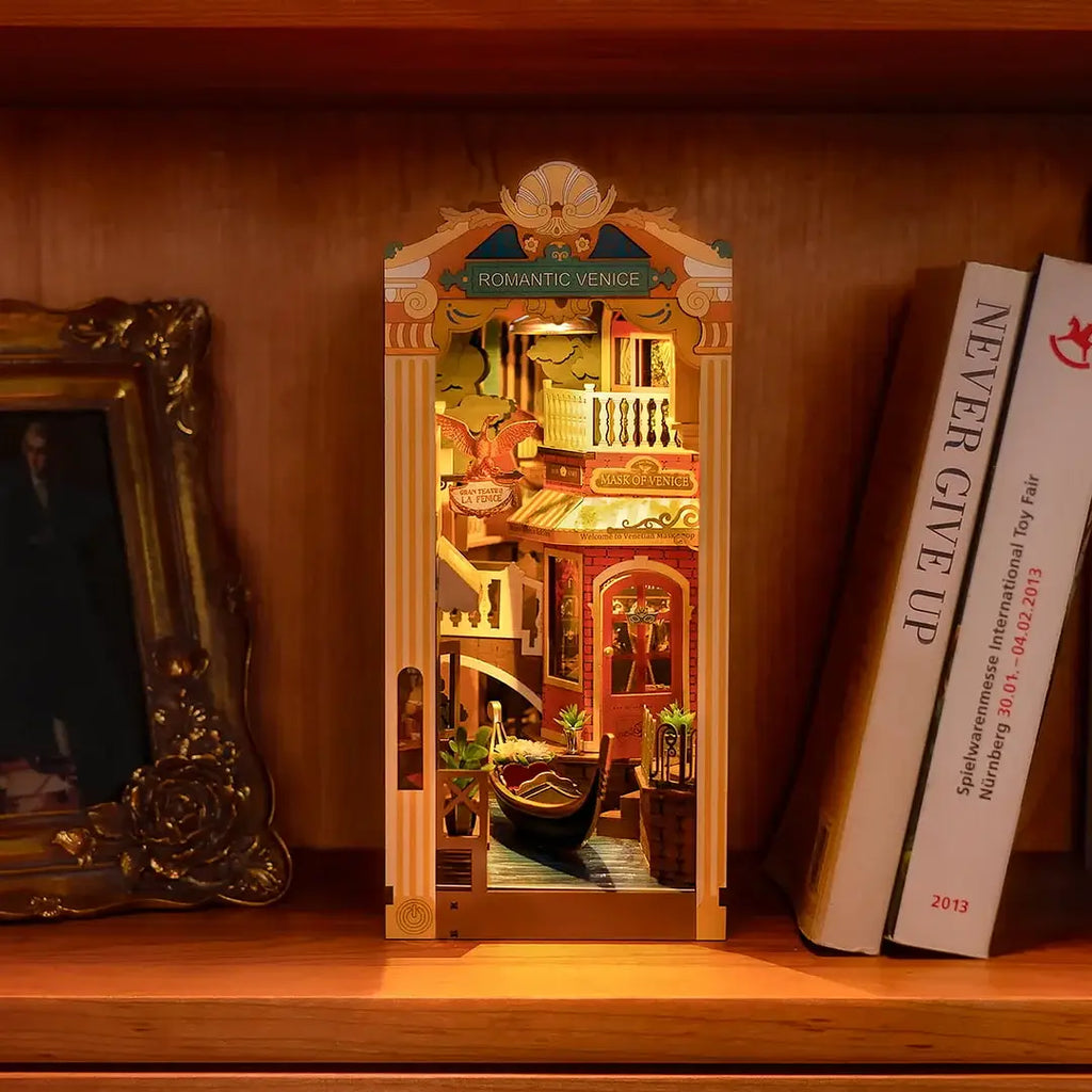 Venice Book Nook
